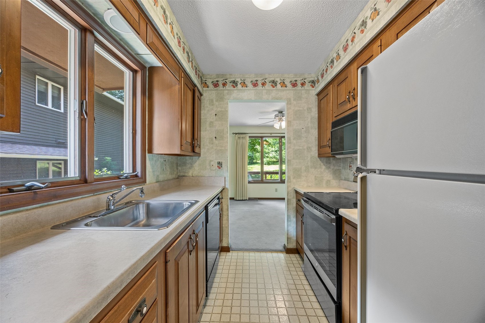 1723 Pikes Peak Court NE Cedar Rapids IA 52402
