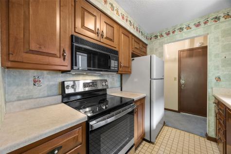 1723 Pikes Peak Court NE Cedar Rapids IA 52402