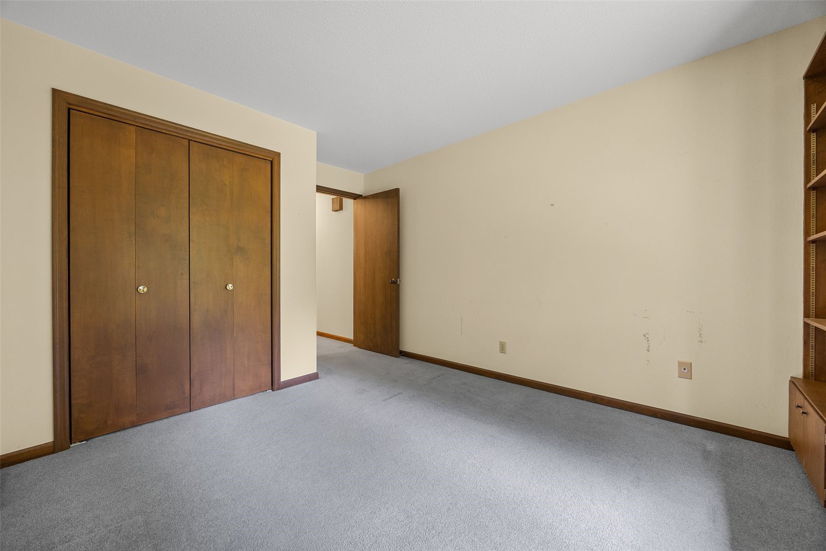1723 Pikes Peak Court NE Cedar Rapids IA 52402