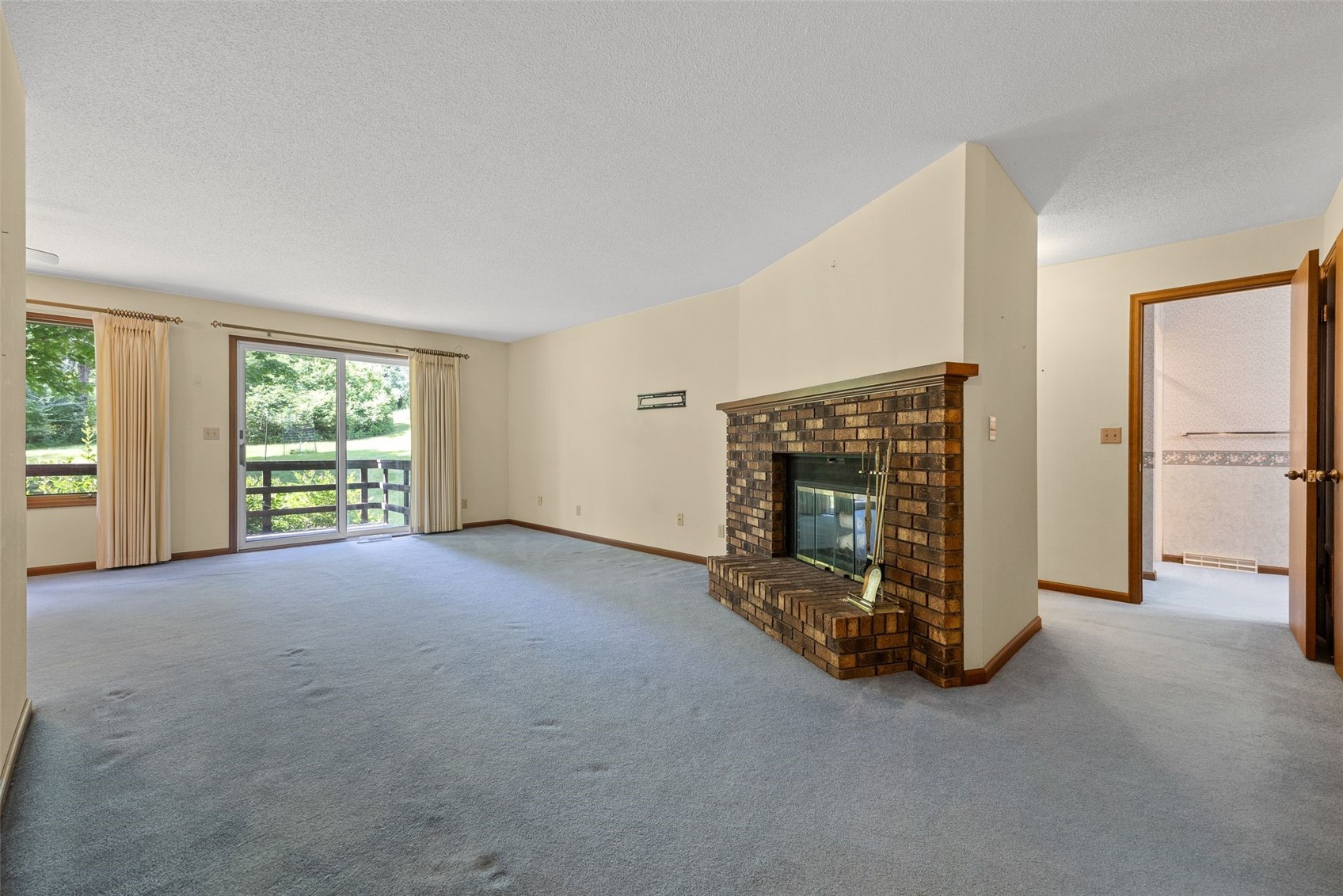 1723 Pikes Peak Court NE Cedar Rapids IA 52402