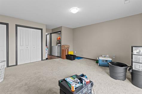 372 Tanglewood Drive Solon IA 52333
