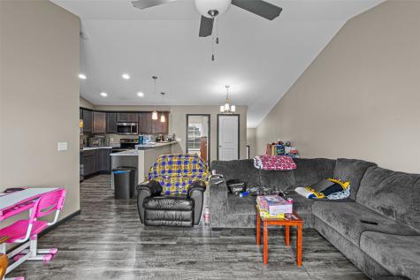 372 Tanglewood Drive Solon IA 52333