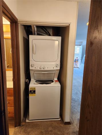 2955 Bowling Street SW Cedar Rapids IA 52404