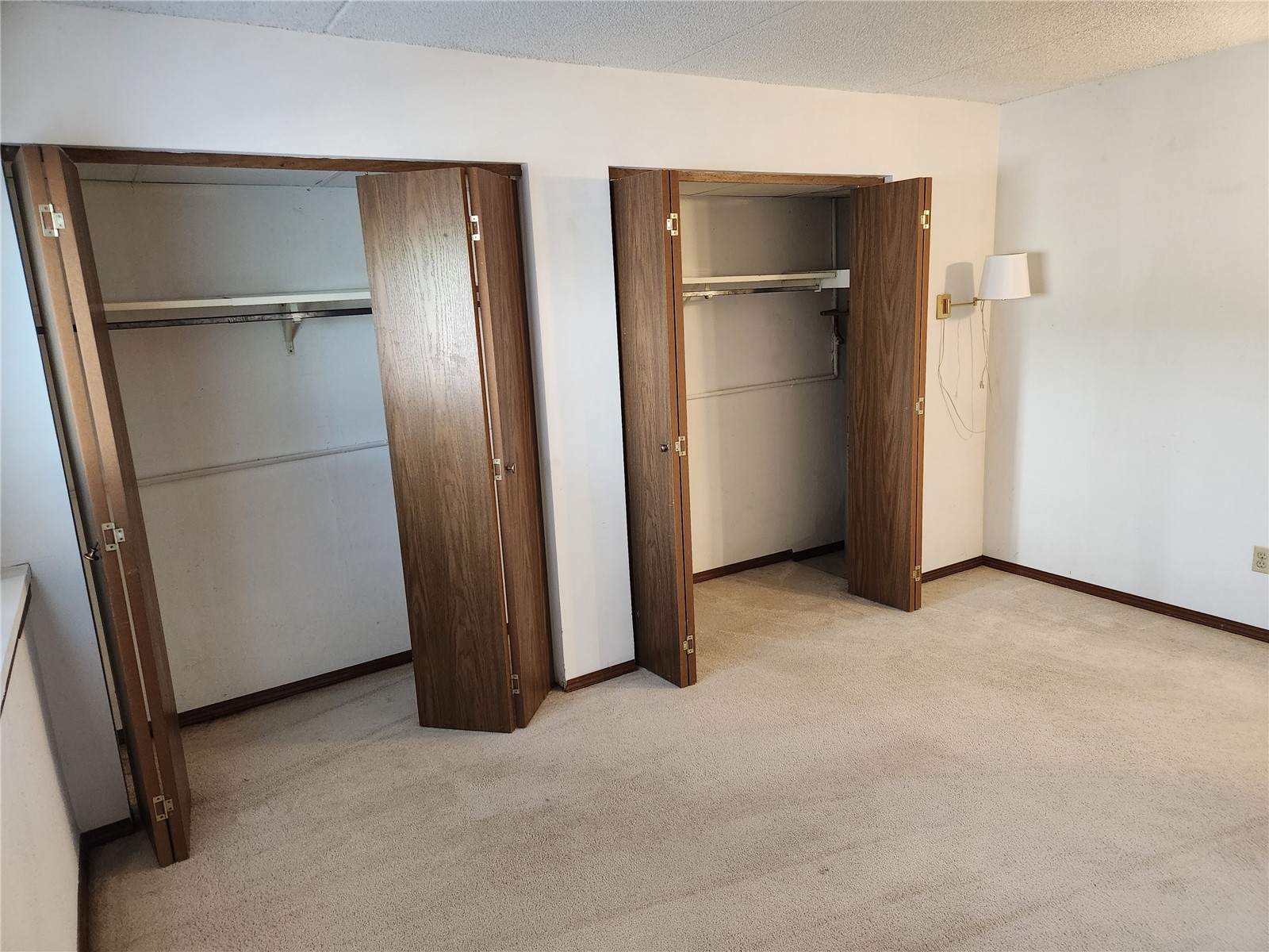 2955 Bowling Street SW Cedar Rapids IA 52404