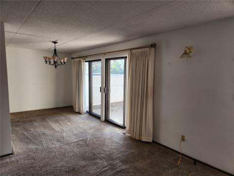 2955 Bowling Street SW Cedar Rapids IA 52404