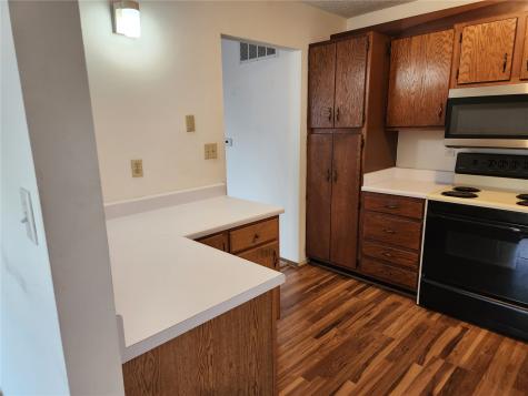 2955 Bowling Street SW Cedar Rapids IA 52404