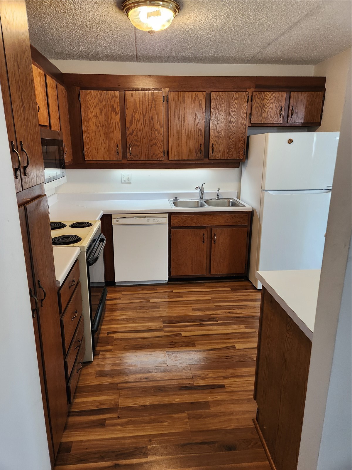 2955 Bowling Street SW Cedar Rapids IA 52404