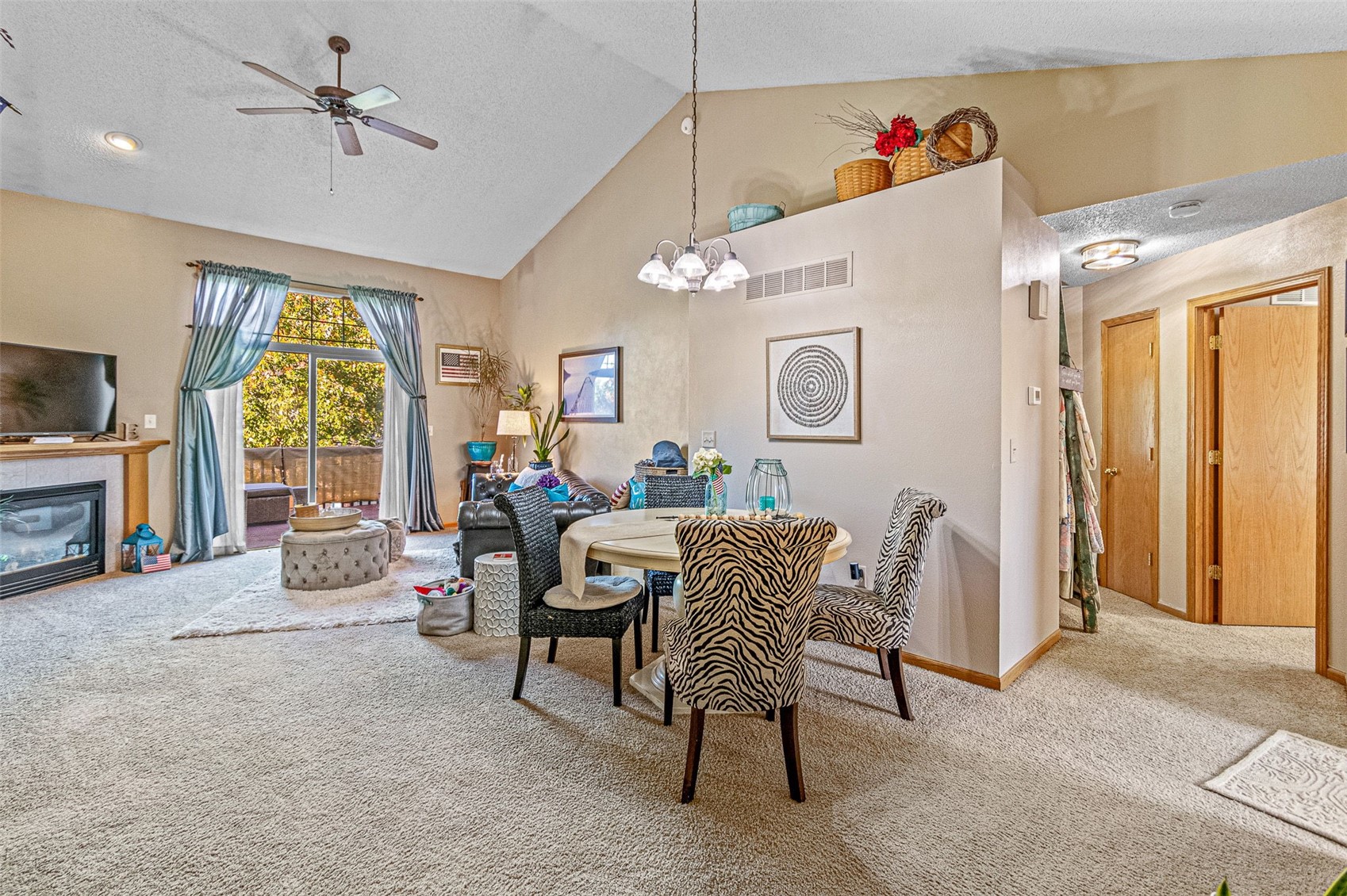70 Heidi Lane North Liberty IA 52317
