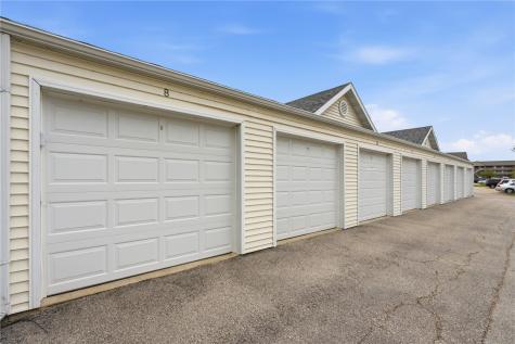 74 Miller Avenue SW Cedar Rapids IA 52404