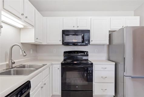 74 Miller Avenue SW Cedar Rapids IA 52404