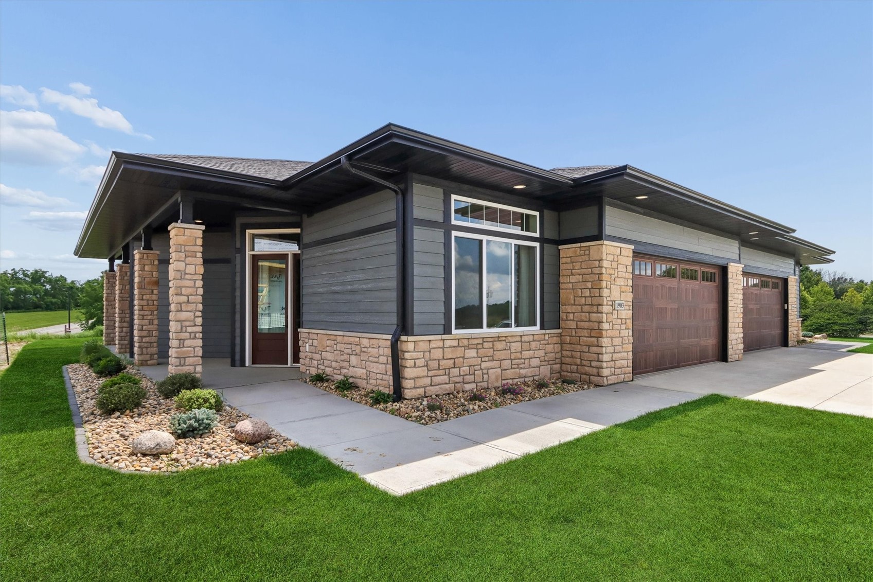 1903 Country Club Drive Coralville IA 52241