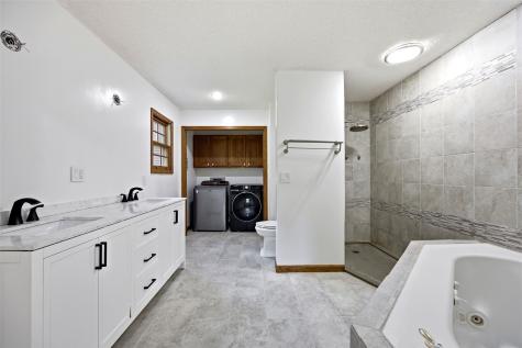 701 135th Drive Amana IA 52203