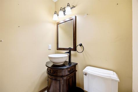 701 135th Drive Amana IA 52203