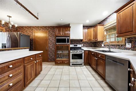 701 135th Drive Amana IA 52203