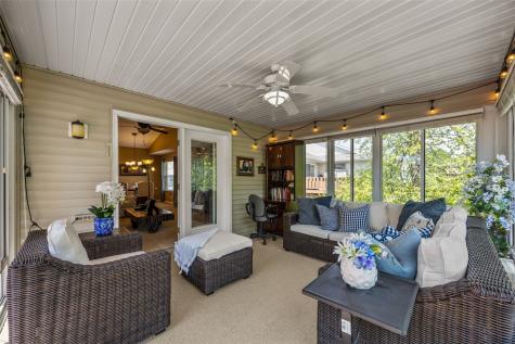 6620 Waterview Drive SW Cedar Rapids IA 52404