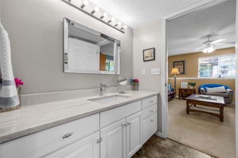 6620 Waterview Drive SW Cedar Rapids IA 52404