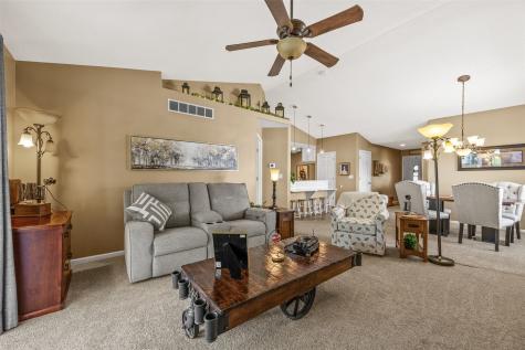 6620 Waterview Drive SW Cedar Rapids IA 52404