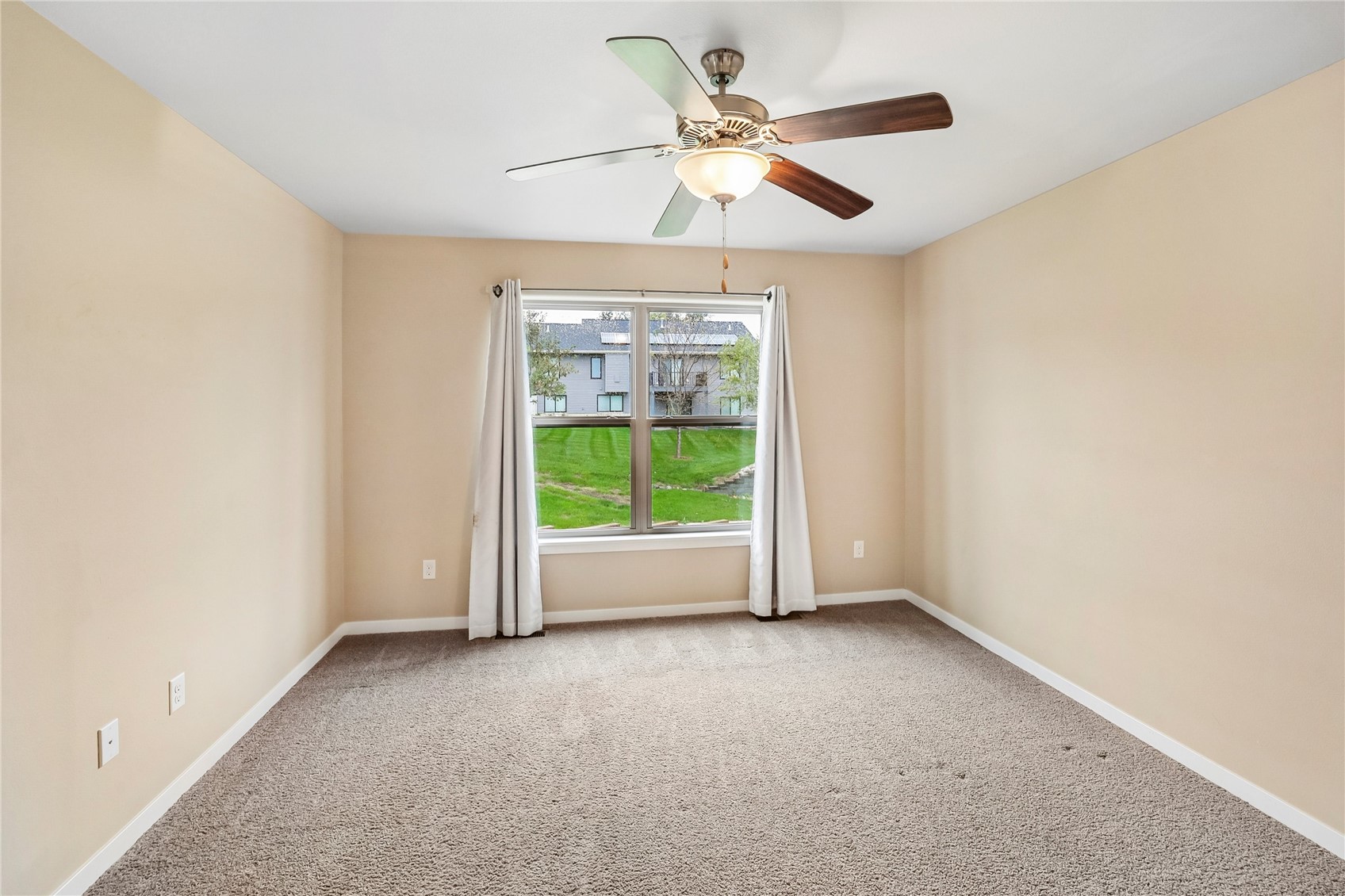 916 Jackson Street Tiffin IA 52340