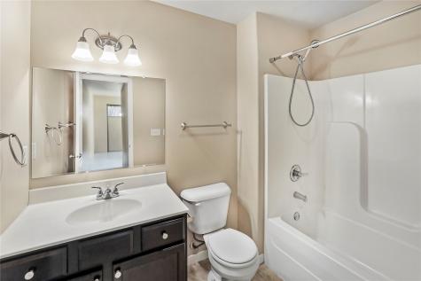 916 Jackson Street Tiffin IA 52340
