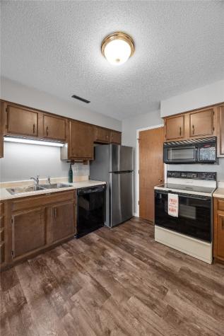 4485 Armar Drive SE Cedar Rapids IA 52403