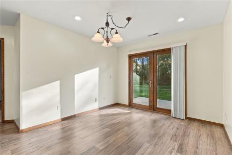 118 Cardinal Court Independence IA 50644