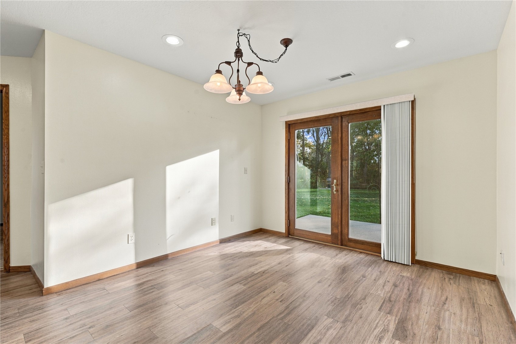 118 Cardinal Court Independence IA 50644