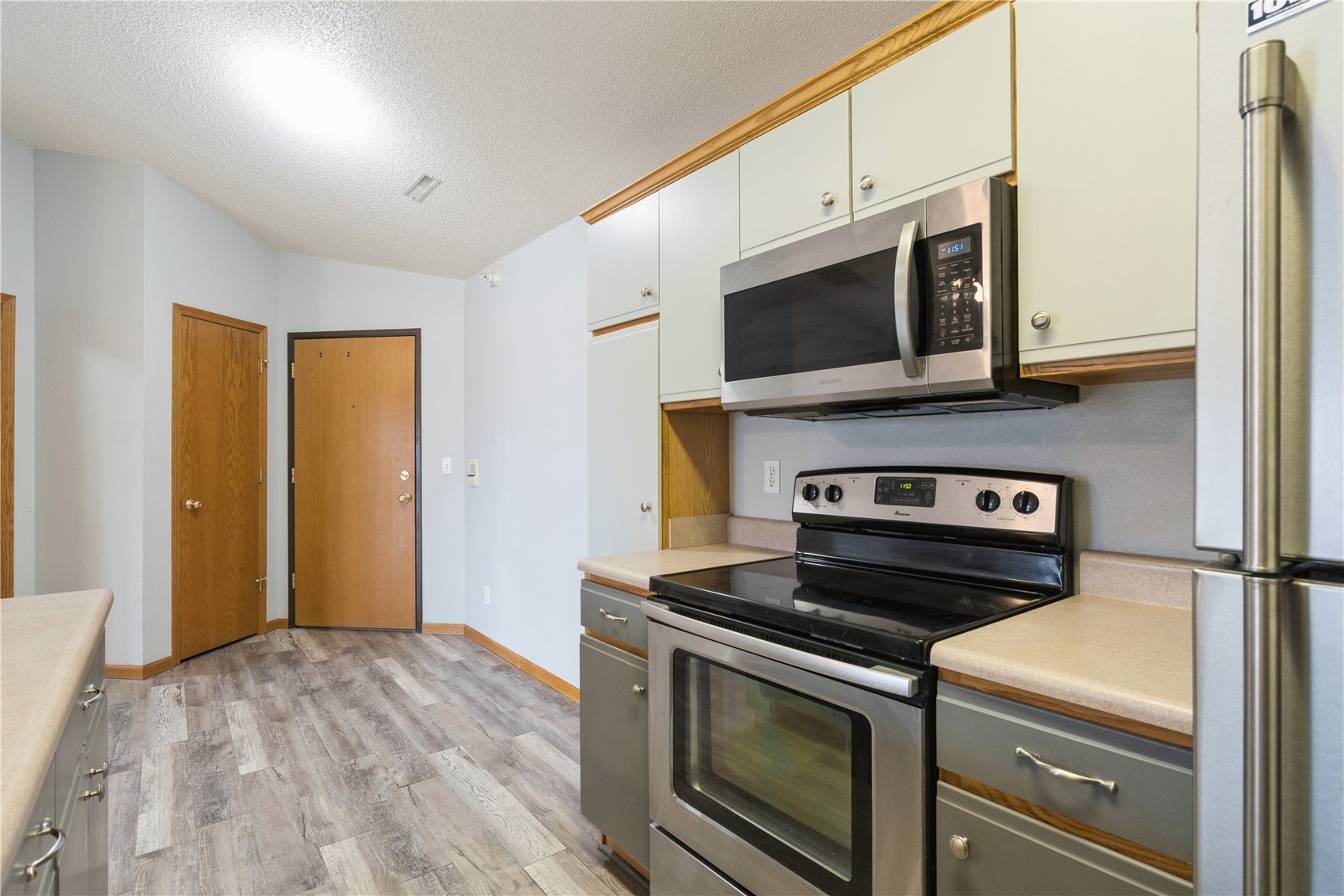 250 Cimarron Drive Hiawatha IA 52233