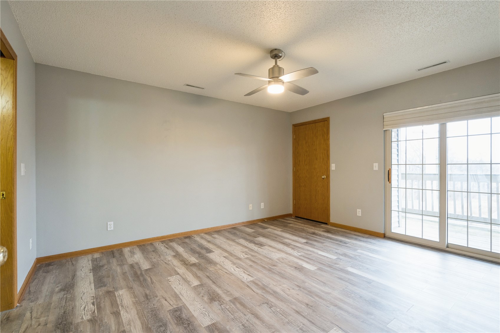 250 Cimarron Drive Hiawatha IA 52233