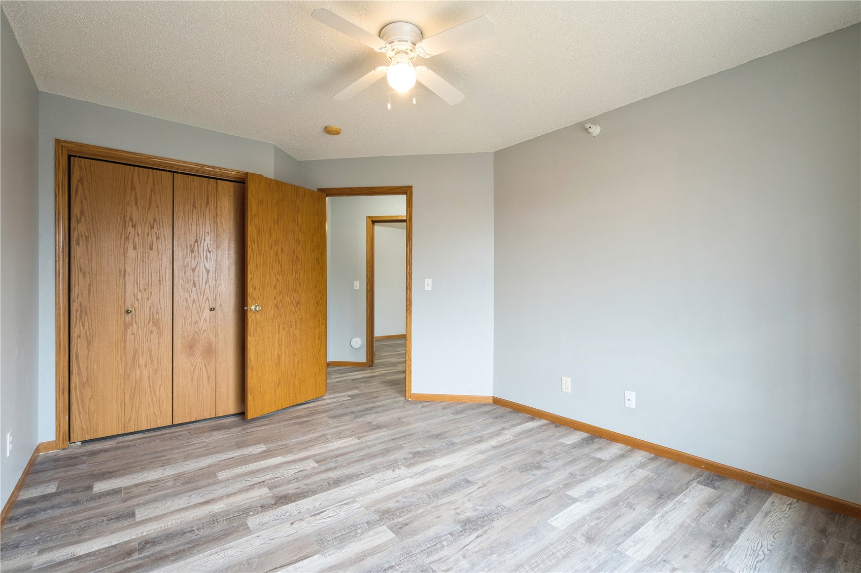 250 Cimarron Drive Hiawatha IA 52233