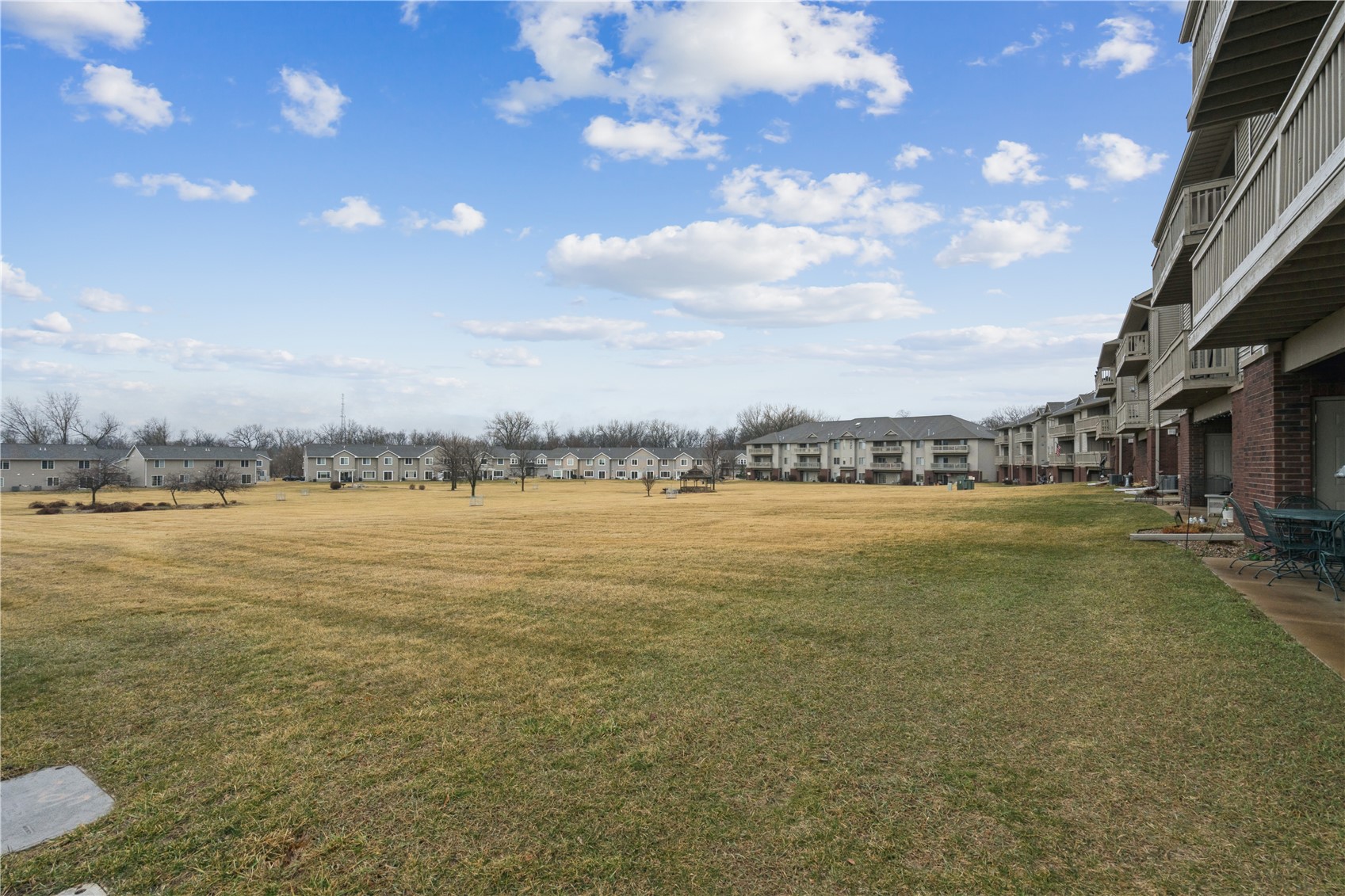 250 Cimarron Drive Hiawatha IA 52233
