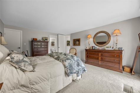 2222 1st Avenue NE Cedar Rapids IA 52402