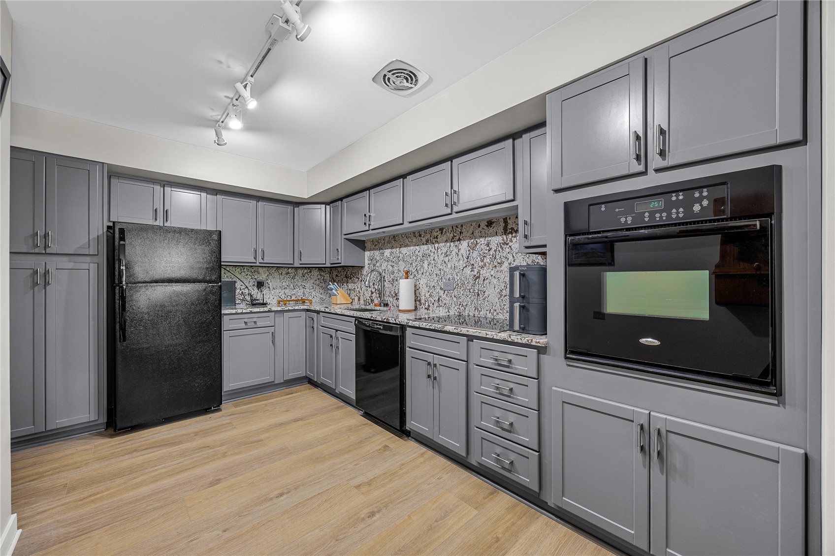2222 1st Avenue NE Cedar Rapids IA 52402