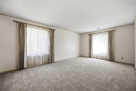 130 Thompson Drive SE Cedar Rapids IA 52403