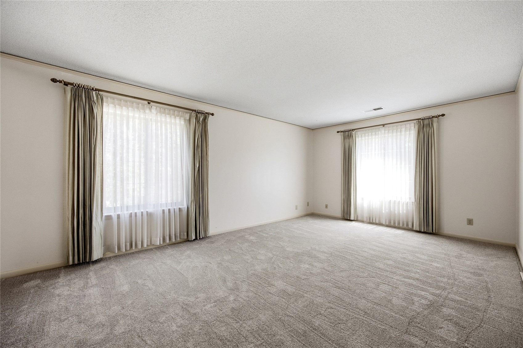 130 Thompson Drive SE Cedar Rapids IA 52403