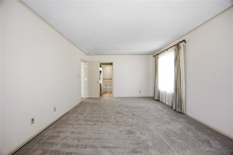 130 Thompson Drive SE Cedar Rapids IA 52403