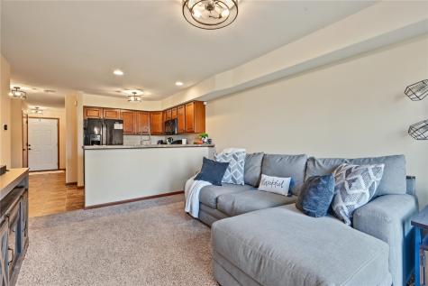 1507 Northgate Drive Ely IA 52227