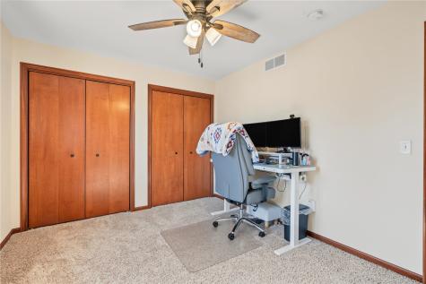 1507 Northgate Drive Ely IA 52227
