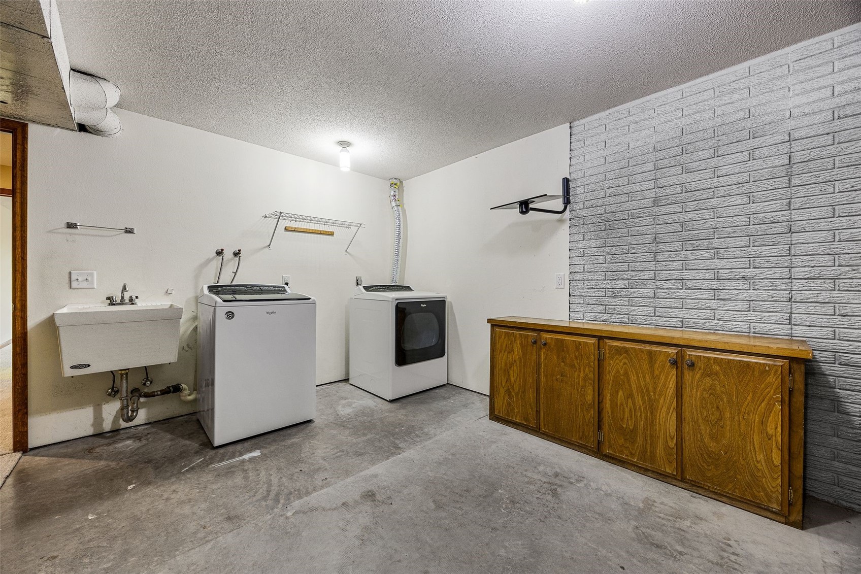 1585 Matterhorn Drive NE Cedar Rapids IA 52402