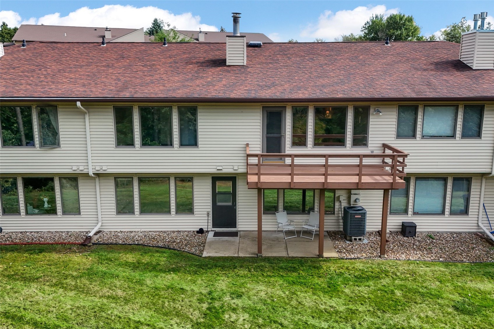 1585 Matterhorn Drive NE Cedar Rapids IA 52402