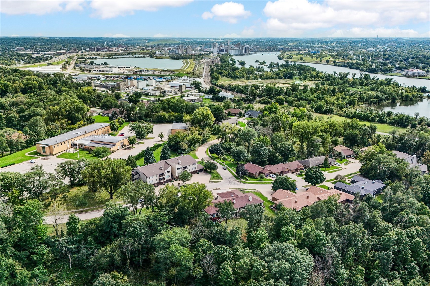 1585 Matterhorn Drive NE Cedar Rapids IA 52402