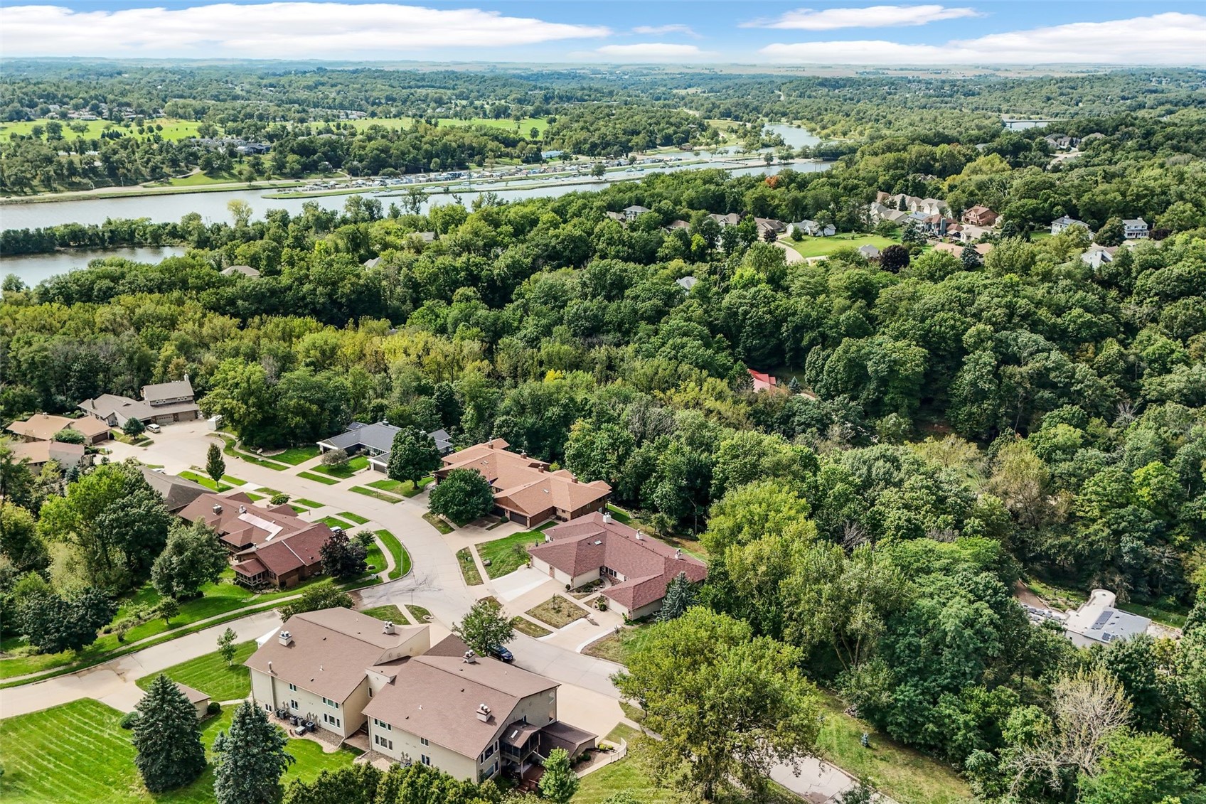 1585 Matterhorn Drive NE Cedar Rapids IA 52402