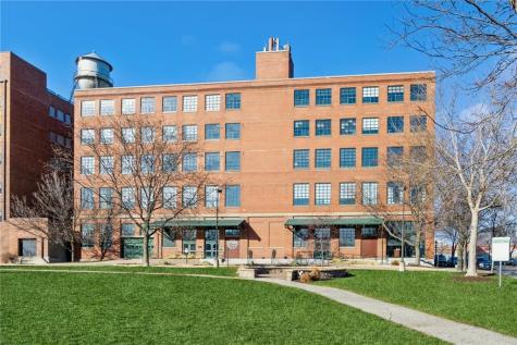 905 3rd Street SE Cedar Rapids IA 52401