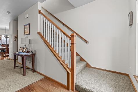 922 Ryan Court Iowa City IA 52246