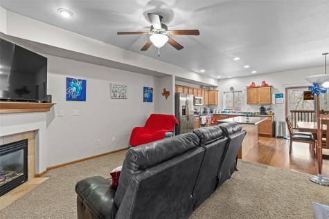 922 Ryan Court Iowa City IA 52246
