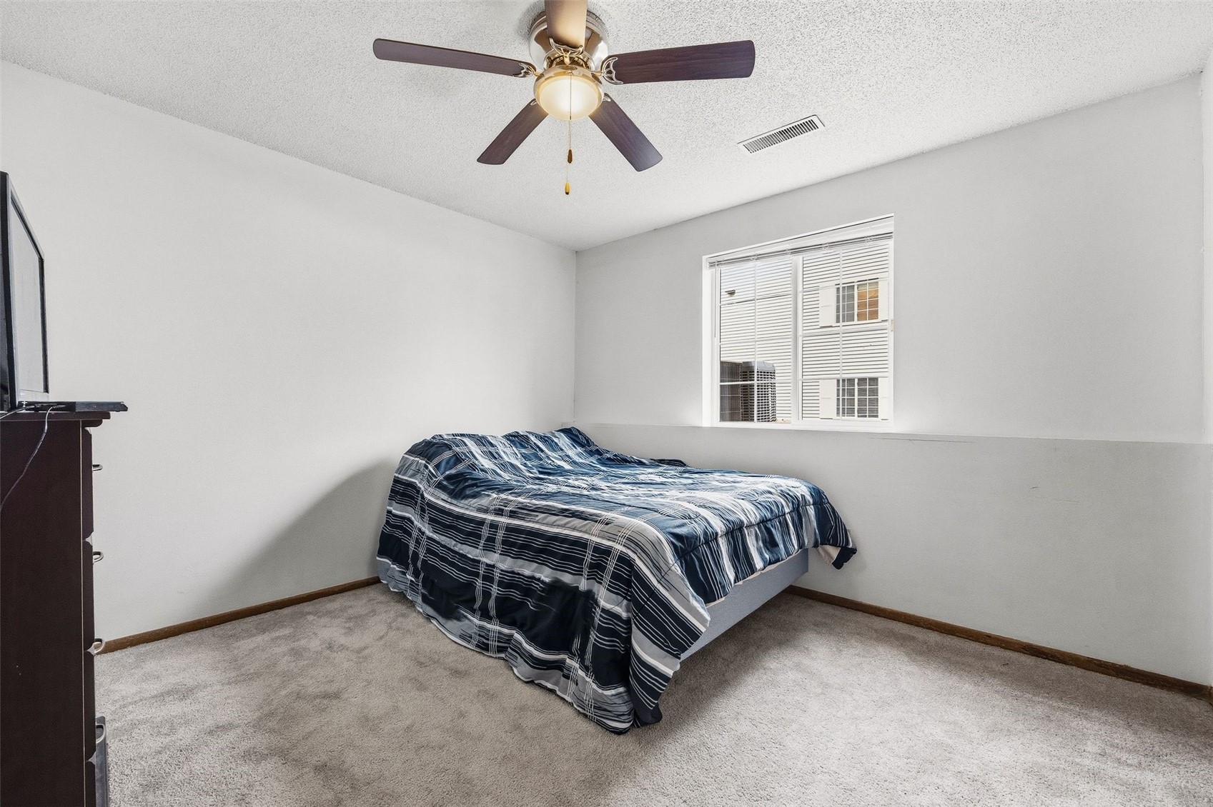 86 Westside Drive Iowa City IA 52246