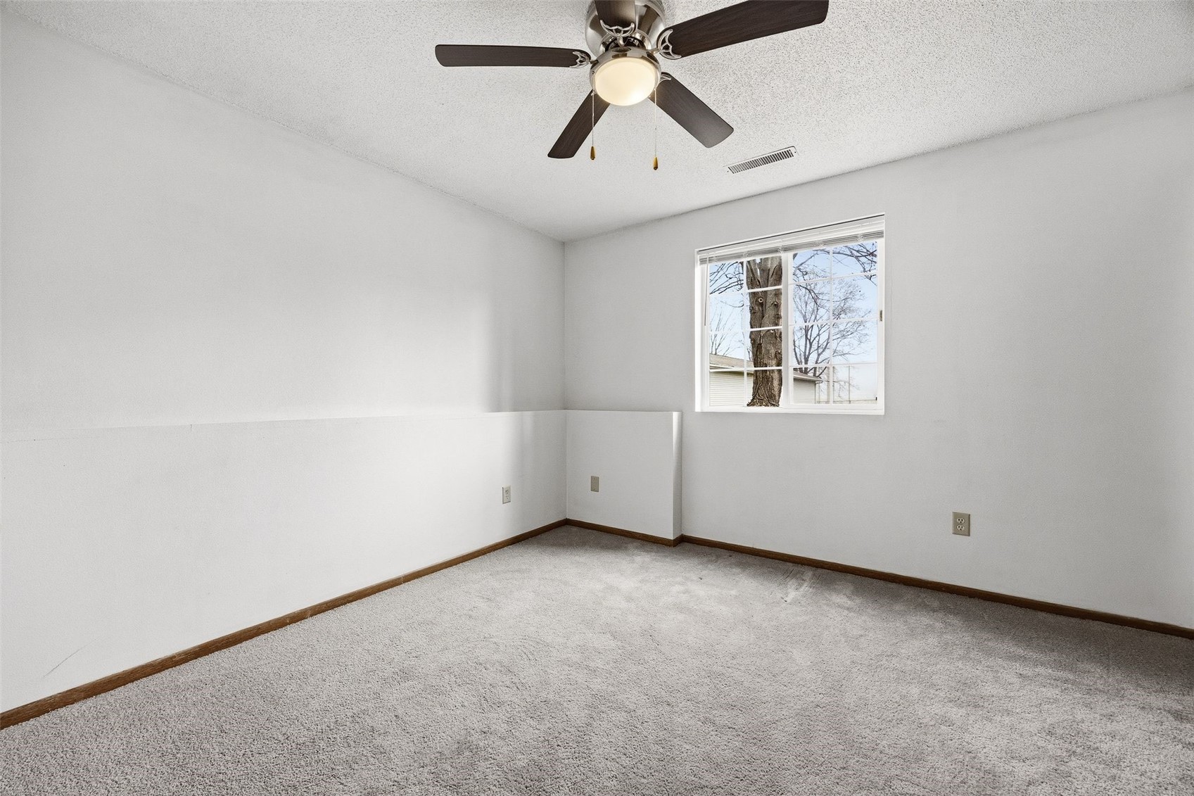 86 Westside Drive Iowa City IA 52246