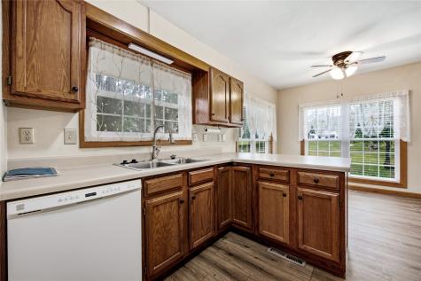 4425 Westchester Drive NE Cedar Rapids IA 52402