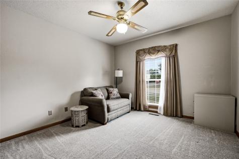 4425 Westchester Drive NE Cedar Rapids IA 52402