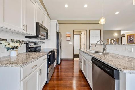 819 Heartland Court Fairfax IA 52228