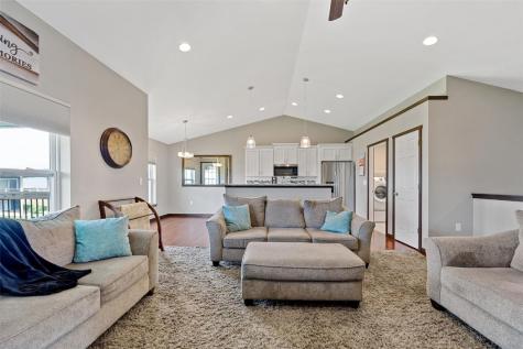 819 Heartland Court Fairfax IA 52228
